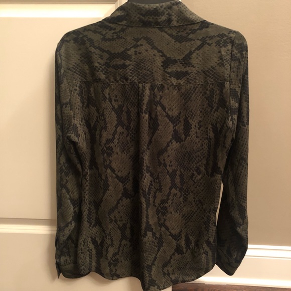 Green snake print roll tab long sleeve Portofino - Picture 4 of 4